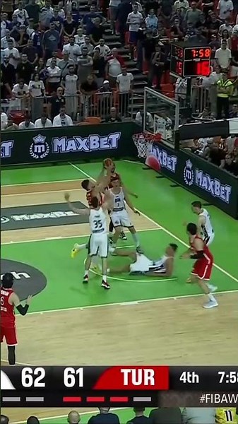 Sengun playing for Turkiye is a different beast 🇹🇷🔥 #FIBAWC