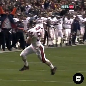 235K views · 6.2K reactions | On this date in 2001, Brian Urlacher scored a touchdown on a fake field goal.  ( @nfllegacy) | Chicago Bears on CBS Sports | Facebook