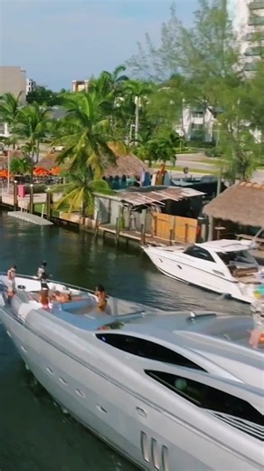 New episode @TheWestCoastHustle out now on @MTV watch the first 3 episodes for FREE at MTV.com! 😁 ##fyp #foryou #chanelwestcoast #ridiculousness #newtvshow #miami #yachtlife