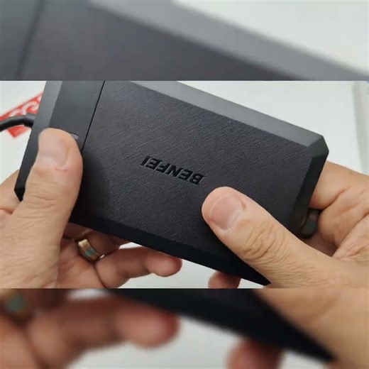 BENFEI 2.5 Inch SATA to USB Tool Free External Hard Drive Enclosure - The Unboxing #shortvideo