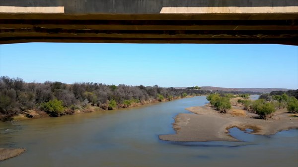 36K views · 21 reactions | The Blue Train is your gateway to all the adventure, romance and luxury South Africa has to offer, and trust, JustRioba knows all about it. Delight yourself with a ride through the Western Cape region in luxury, taking in some of South Africa's most stunning scenery and attractions on your journey to The Big Hole, in Kimberly. #LiveAgain #ShareSouthAfrica #VisitSouthAfrica | Visit South Africa | Facebook