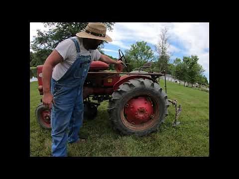 Farmall 140 Cultivating and Hilling potatoes - Kennebec, Red Pontiac, and Yukon Gold