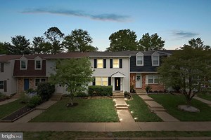 105 Nottoway St SE, Leesburg, VA 20175 - MLS VALO2095360 - Coldwell Banker