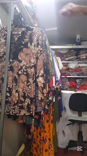 Trendy Short Tops Collection for Everyday Fashion