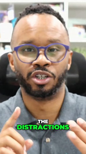 Staying focused with your dissertation over the holidays? If you rolled your eyes, I’m right there with you. But after coaching 100s of students, I can tell you: it is possible. How? Through sprints. Instead of trying to “find time,” schedule focused 30-60-minute sprints dedicated to one task only. No multitasking. No “just checking” email. One task. For 30 to 60 minutes. It’s worth your time, I promise. | Done Dissertation | Facebook