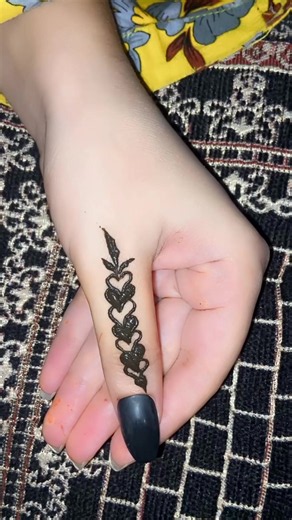 Simple Heart Finger Mehndi Design Tutorial by Aiza Heena Artist