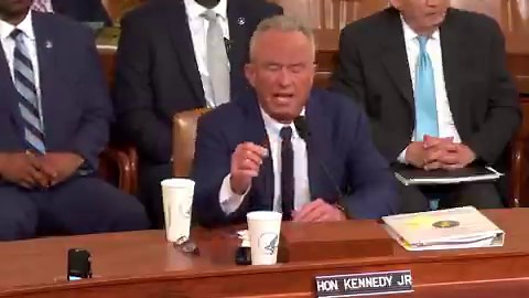 🚨 The old “pay and chase” system that fueled rampant fraud is over under @SecKennedy’s leadership.“We were paying claims that we knew were fraudulent before we paid them…Now we look at every claim and make sure that it is not fraudulent.” —Sec. Kennedy