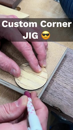 25K views · 304 reactions | Custom corner jig for the perfect radius. #template #routerjig #woodworkingjigs #tipsandtricks #furnituremaker #handtools #powertools #woodworking #kjsawdust #shopsounds | KeithJohnson_CustomWoodworking | Facebook