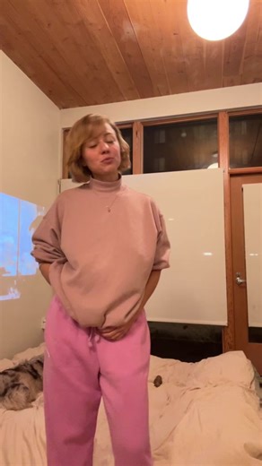 & i look pretty w no makeup 🖤