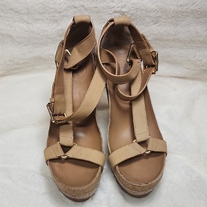 Tory Burch Tan Wedge Sandals with Leather Straps and Buckle Size 8M