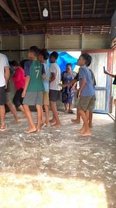 Di daerah kami RUNGAN di sebut Muar Hinau di katingan disebut Puar Kambe. Ritual ini dilakukan setelah pemakaman umat Hindu Kaharingan | Predy Diamon