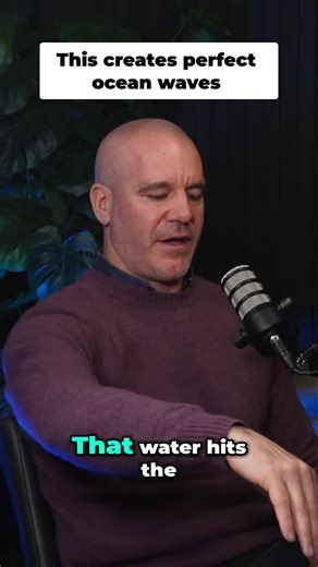 🌊 How do you create perfect waves… without the ocean? This surf lagoon uses mechanical paddles to generate waves that move continuously around the pool — just like a real ocean break. #surfpark #surftechnology #wavepool #surfinginnovation #engineering #businessinnovation #entrepreneurship #surfindustry #propertydevelopment #startupstory Beginners surf the white water at the front. Advanced surfers ride the bigger waves at the back. And the crazy part? The entire system uses about the same energ