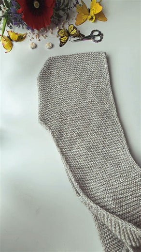 Nu e nevoie să fii perfect. E suficient să faci bine. Perfecțiunea obosește, binele construiește. #knitting #tutorial #handmade #knittiing #handcrafted #diyprojects #knit #creatorsearchinsights #sosete #tricotat #lucrudemana #fiberart #crafttutorial #knitmark #handmade #knittingtips | Atelierul Victoriei.