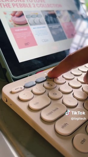 the #Pebble2Combo makes for a fun workspace, but it’s even more fun when Ankita gets the 🛼 out! 📹 hustlerani (IG) #Logitech #keyboard #computermouse #workspace