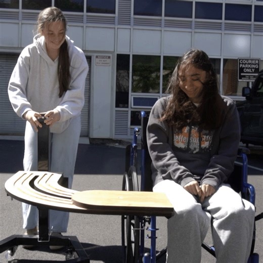 ENME - D3 - Kiss Me I’m a Senior