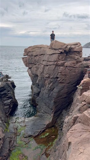 Three must visit places in Acadia national park. #acadianationalparktours #acadianationalpark