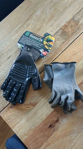 The bell has rung, and the glove battle is on! 🔔 HandsOn Gardening Gloves vs. generic store-bought gardening gloves. We're putting them to the test to see how well they keep dirt out while you dig, weed, and plant. HandsOn Gloves feature a strong seal thanks to their adjustable wrist strap, while the generic gloves slide on with no strap or a secure fit. Winner? HandsOn Gloves, hands down. 🧤 #HandsOnGloves #GardeninGloves #GardenWarrior | HandsOn Gloves