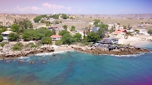 12K views · 535 reactions | O ZAP Viva volta a percorrer as ruas de Angola! Benguela é o destino escolhido para uma transmissão especial, durante 6 horas em directo, com boa música, muita dança e claro, a companhia dos teus apresentadores favoritos. Embarca connosco nesta viagem à terra das Acácias Rubras e mergulha na cultura desta província. #VivaMais #ZapViva_Oficial | ZAP Viva | Facebook