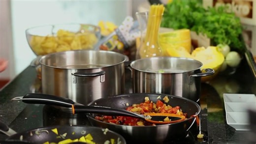 These Are The Best Shows On The Food Network