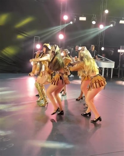 #julianabonde #bondedoforro #vaiprofy #bailarinas #musicanova