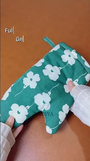 DIY Oven Mitt 🧵✨ | Fabric-to-Mitt Transformation 🔥
