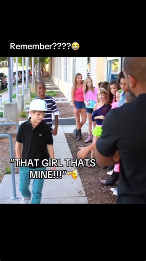 Mattyb was always eating with his songs🫣🫣 #mattyb #viral #childhood #lovesong