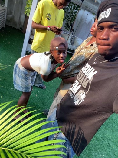 Navigating Teen Friendships: Relatable Moments