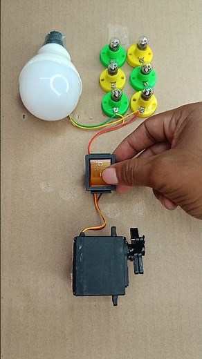 6 Small LED Bulb & a Big LED Bulb Powered by Metal Servo Motor — Gear Power Generator