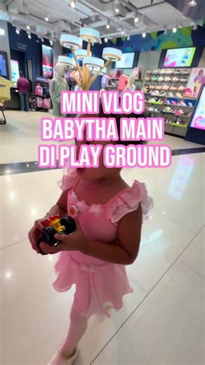 Mini vlog babytha main di play ground guys, klian main dmn??