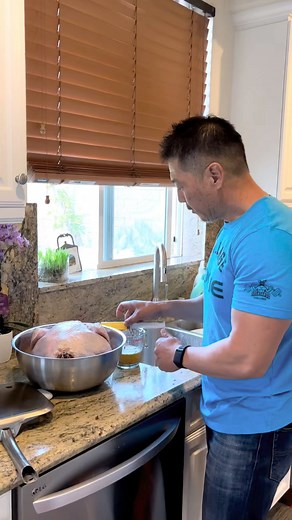 4 comments | Injecting Turkey with butter rub | 21st Century Laserstem Pain & Regenerative Medicine Institute | Facebook