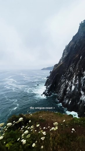 Exploring the Stunning Oregon Coastline | Travel Adventure