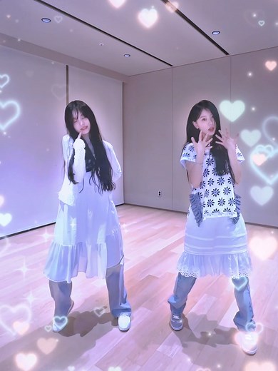 with Magnetic😘 #MINJU #민주 #MOKA #모카 #ILLIT #아일릿 | little winter