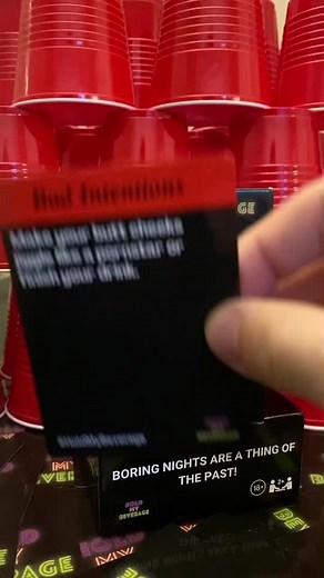 #holdmybeverage #drinkinggame #drinkinggames #drinking #party #partygames🎉 #partytime