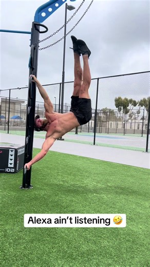C’mon Alexa! #fyp #fypage #gymhumor #flagpole #calesthenics