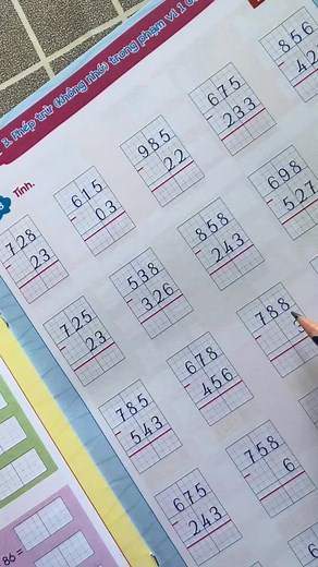 📘 Bộ sách “Học đâu chắc đấy – Toán lớp 2” giúp con hiểu đúng, học chắc từng dạng bài: ✅ Phép cộng, trừ có nhớ đến 1000 ✅ Nhân – chia dễ hiểu bằng hình minh họa ✅ Hình học, đo lường, xác suất – cực sinh động ✨ Bộ túi gồm 8 chuyên đề – in màu 100% – hướng dẫn tỉ mỉ từng bước. 👉 Giúp con học vui, nhớ lâu, tự tin trước mọi bài kiểm tra! 🎁 Ưu đãi chỉ 99 suất cho phụ huynh đặt sớm hôm nay! ___________________ 🛒Link mua hàng: https://www.duckbooks.store/a-hoc-dau-chac-day 🎁 Kiểm tra hàng trước khi