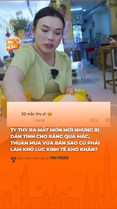 599K views · 2.9K reactions | Bán 1 dĩa xôi sầu riêng giá 30k nhưng nhiều người vẫn chê Ty Thy bán quá mắc | YAN Foods | Facebook