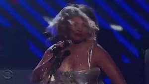 Tina Turner Beyonce - Rolling On The River - Live - (my HD) - no stereo - YouTube