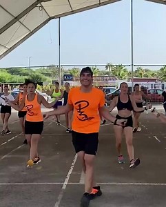 315K views · 8.9K reactions | #pepas @farrukoofficial #Desacatao @p13fit #pepaschallenge #fyp #parati #dance #challenge #jump #P13Dance #p13fiteros | 13_Pinto | Facebook