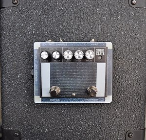 Solid State Amp/Preamp Pedal — Acorn Amplifiers | Effects Pedals & Tube Amplifiers