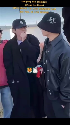 Taekook: Momen Berpelukan di Weverse Live