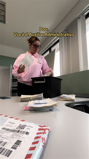Auxiliar Administrativo: rotina, desafios e reconhecimento
