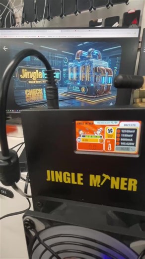 BTC is hitting $90k and my JingleMiner just got a massive 25% power boost! ⚡️ More hashrate = more chances to hit that solo block. Are you still watching from the sidelines or are you mining? 💎 #jinglemining #coolgadget #hometech #cargadget #portablemonitor #cargadgets #jinglemining