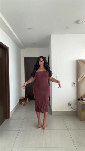 Videos de Miah Catalina (@miahcatalina) con “Latina Kawaii - Spanish - Tocanna”