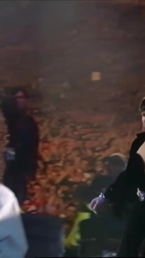 Queen 1992 Wembley Live: We Are the Champions Tribute