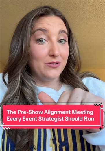 Every event team wants a smooth, successful show… but the truth is, it’s not the booth or the budget that makes that happen. It’s alignment. I run a 30-minute pre-show alignment meeting before every event — and it saves us weeks of confusion on the back end. Here’s what we lock in: 🧠 Goal clarity — Are we here for leads, partnerships, renewals, launches? 🎯 Role ownership — Who’s scanning, who’s demoing, who’s hosting clients? 💬 Unified messaging — Are we all telling the same story? 📅 Post-sh