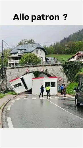 Hello boss? #P&Cproduction #humor #job #truck #camion #algeco #humor #trucker #speed #Paskal #ue