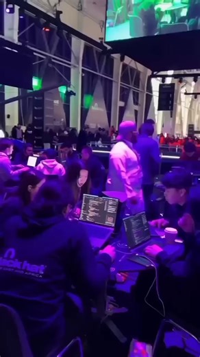 🫣🫣 #1m #fyp #foryou #fypageシ #foryoupage