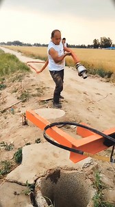 "Powerful Borewell Water Extraction Setup" #Borewell #WaterExtraction #FarmingTools #TractorPower #AgricultureLife #RuralInnovation #FarmEquipment #treading #amazing #shorts #viralpost2025 | Brad Lucy React