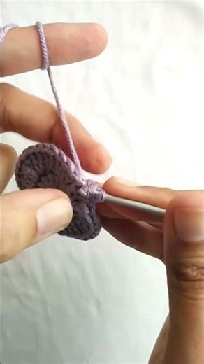 Full Video 👉 https://youtu.be/PwJ8m1ZkuLc?si=4JtJ7_9xygpi24wt #easycrochet #jewellerybox