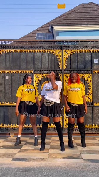 DODO 💝 @davido 💕💞#dims_academy #fypシ゚ #explorer #explorepage✨ #trendingvideo #fypp #explore #see #seen